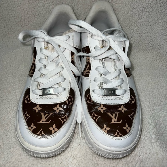 Nike Airforce Ones x Louis Vuitton size Eur 39, 6.5Y - Picture 2 of 11